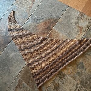 Elegant Brown Knit Scarf